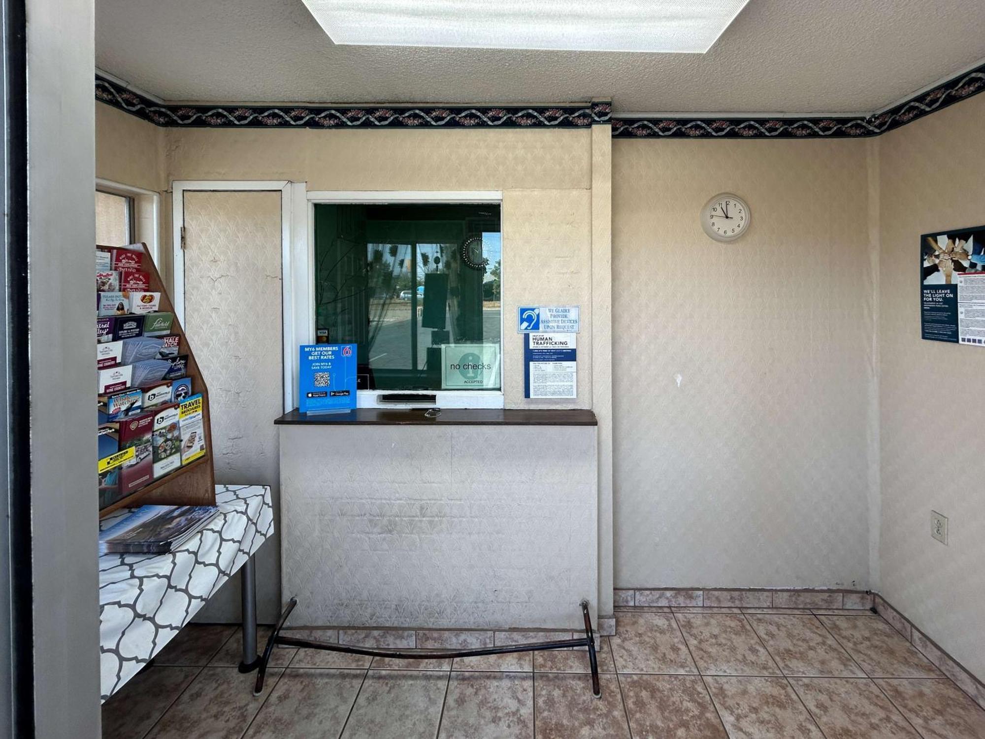 Motel 6 Selma, Ca エクステリア 写真